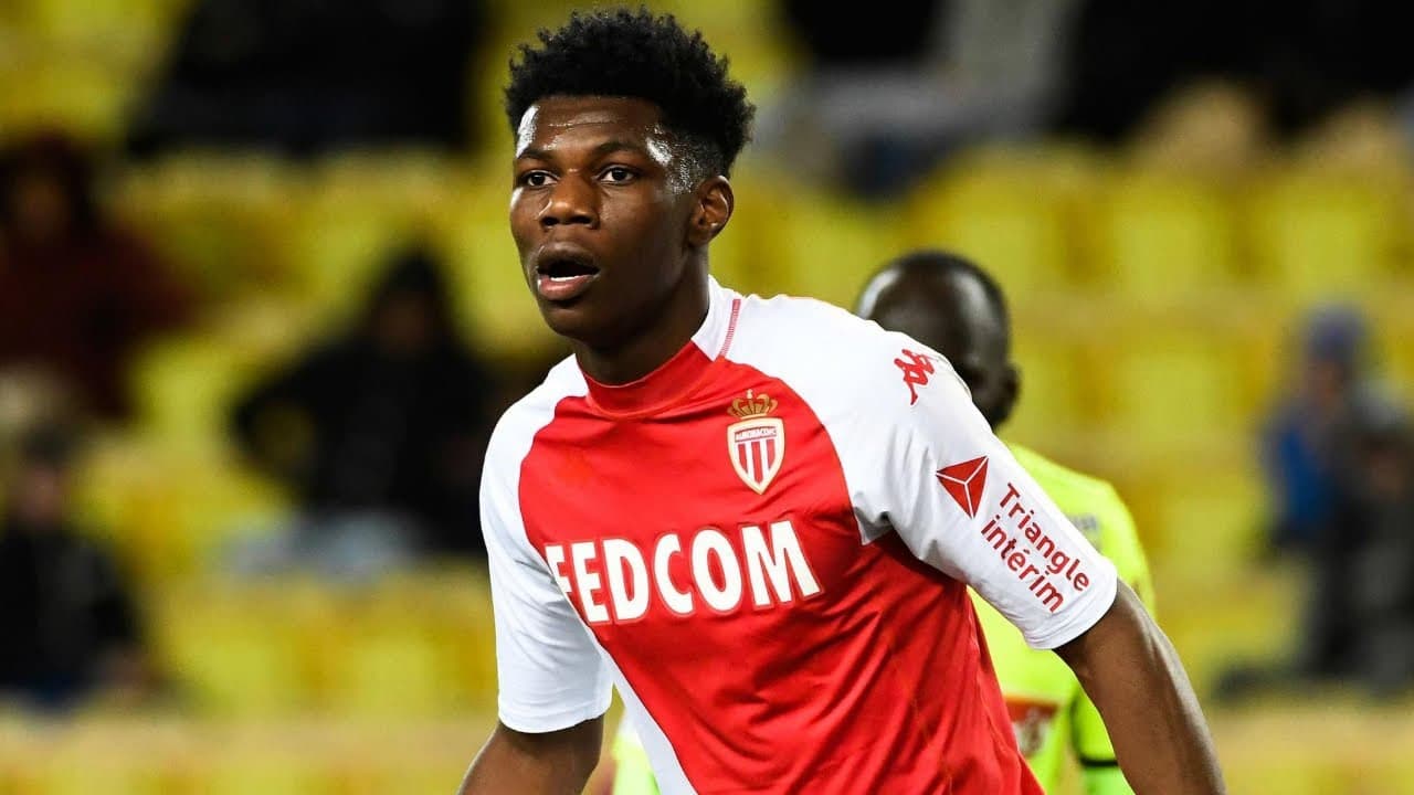 Juventus peshkon tek Monaco