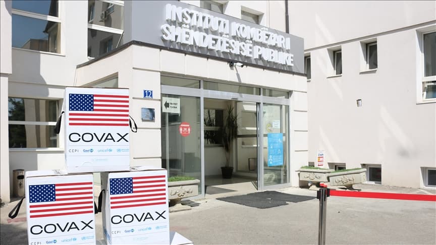SHBA-ja dhe Gjermania dhurojnë 650 mijë vaksina për Kosovën