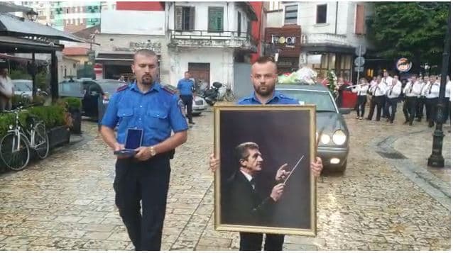 Video/ Shkodra i thotë sot lamtumirë 'Mjeshtrit të Madh', Kujtim Alija