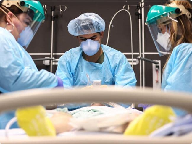 Varianti Delta paraqet dyfish rrezikun e shtrimit në spital