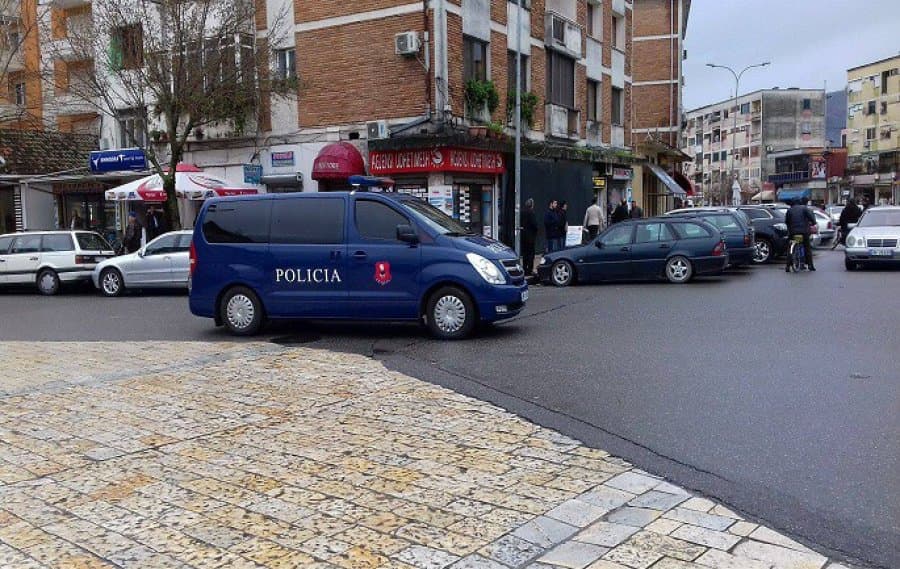 Plagosje me armë zjarri në Shkodër