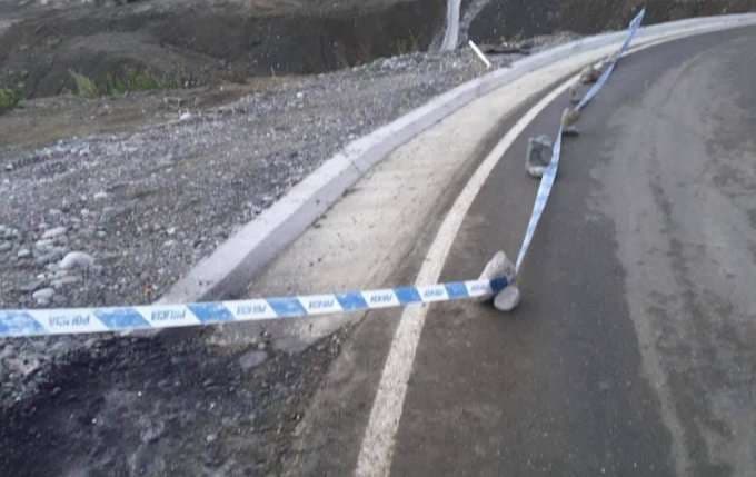 Makina del nga rruga në Dajt, dy të plagosur