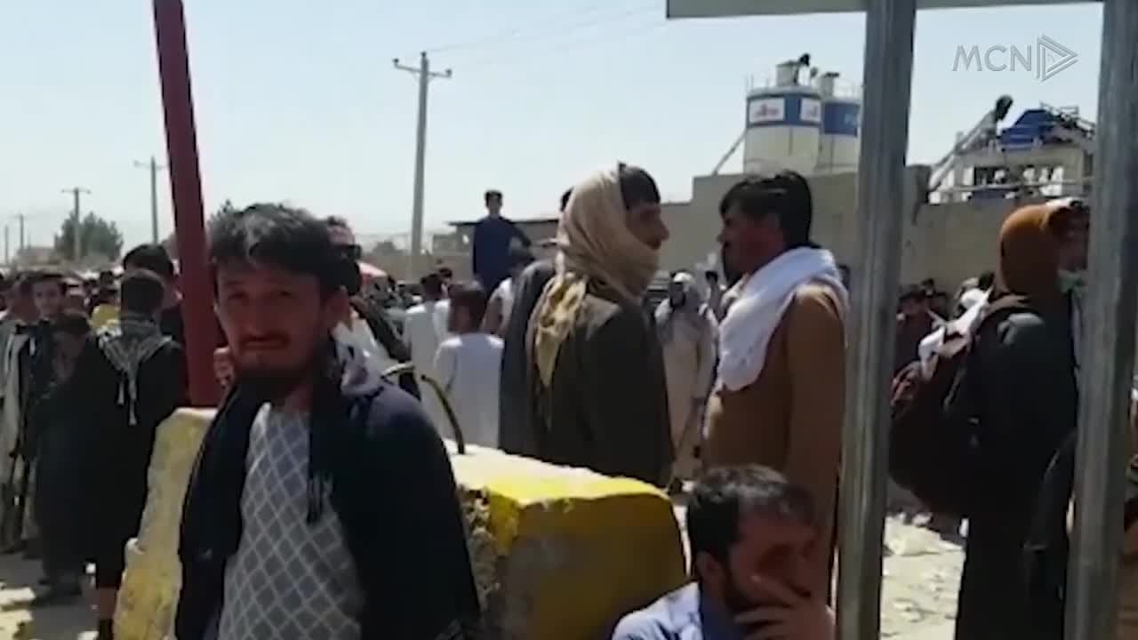 Sulm me raketa në aeroportin e Kabulit (VIDEO)