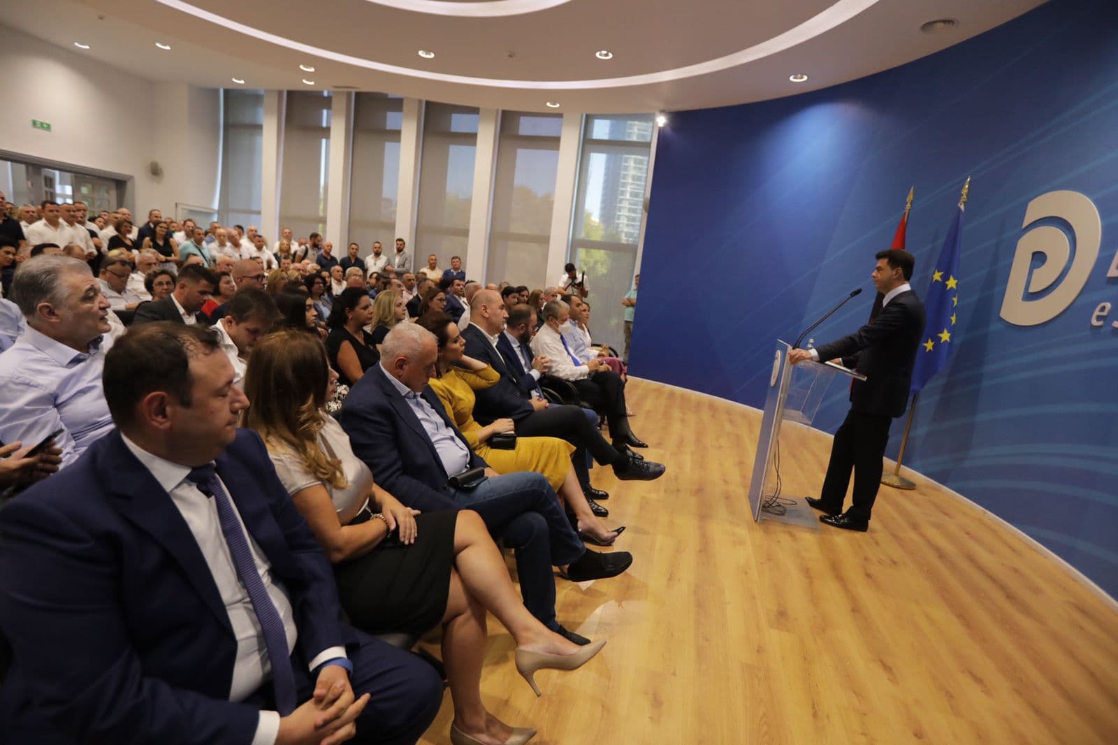 Këshilli Kombëtar miraton ekipin e Bashës