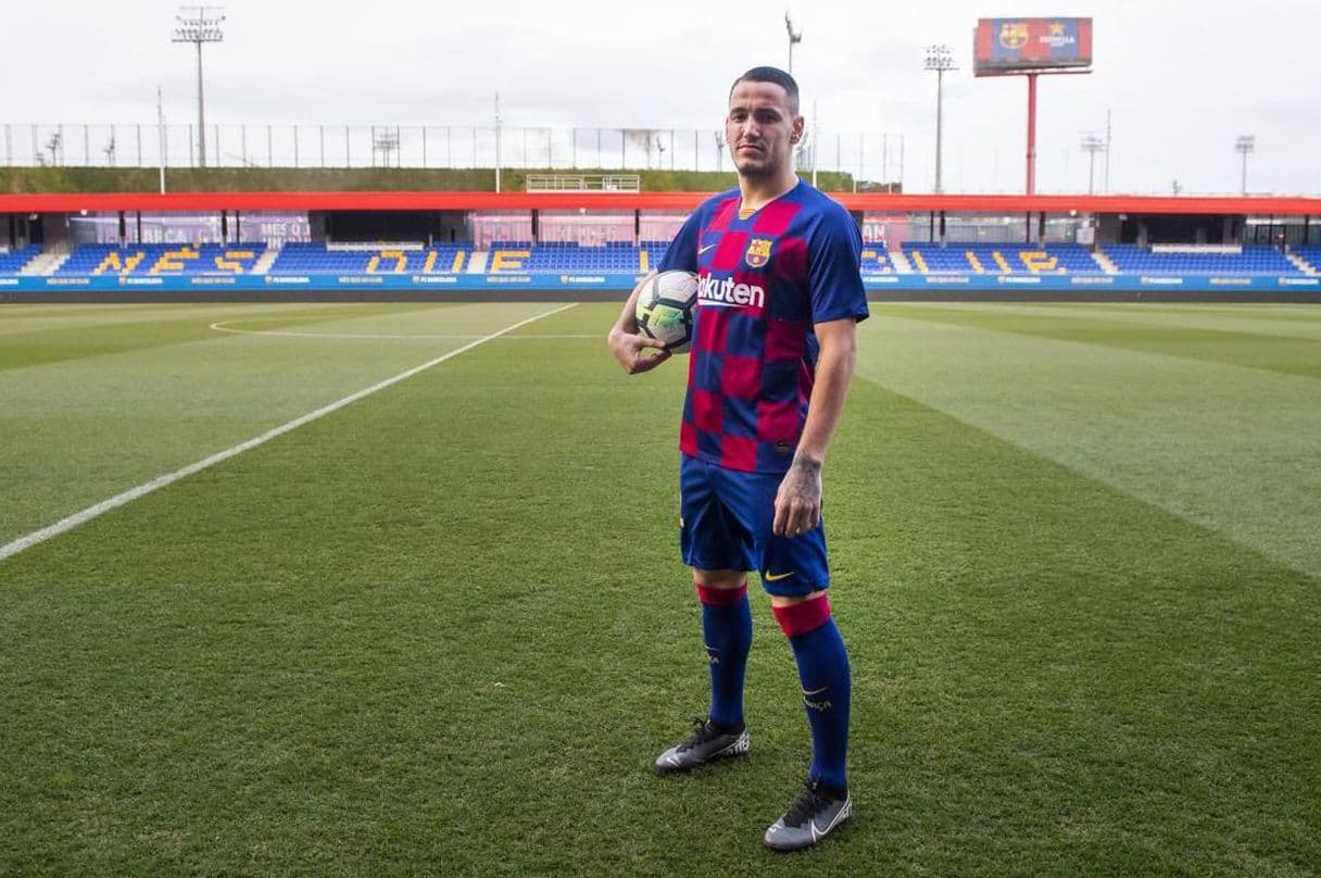 Rey Manaj largohet nga Barcelona, do të vazhdojë karrierën në Serie A