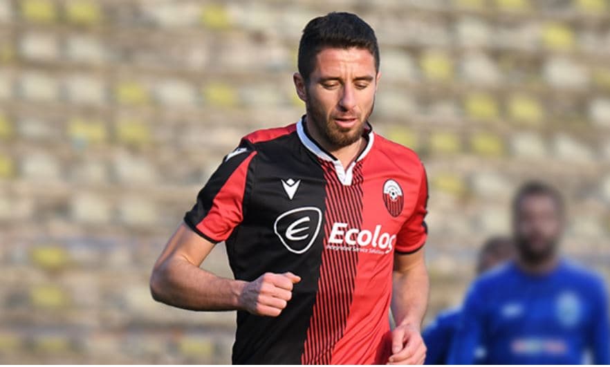 Ibraimi e mbyll me Shkëndijën, transferohet në Greqi