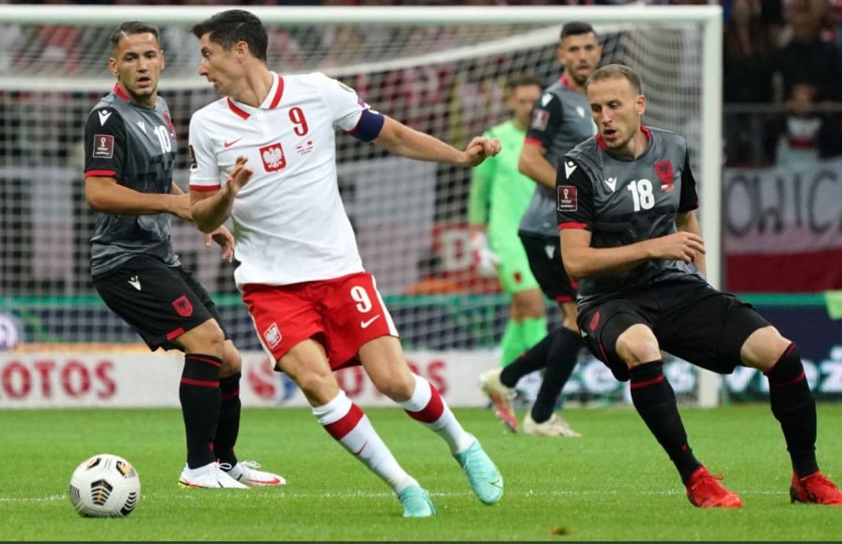 Zhgënjen mbrojtja, Shqipëria mposhtet me “poker” nga Polonia