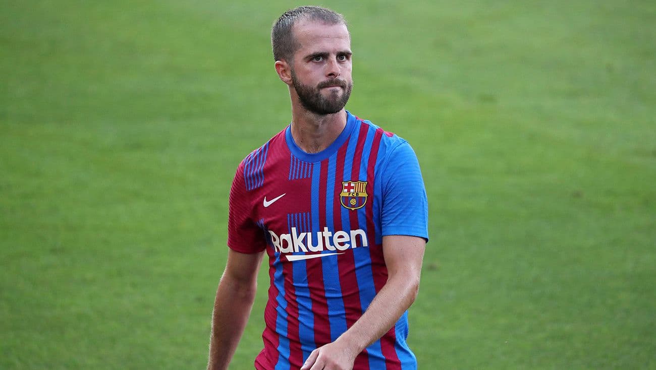 Pjanic largohet nga Barcelona, zbulohet skuadra e re e mesfushorit