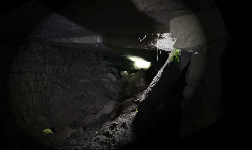 Foto/ Zbulohet rastësisht tuneli misterioz mesjetar në Uells