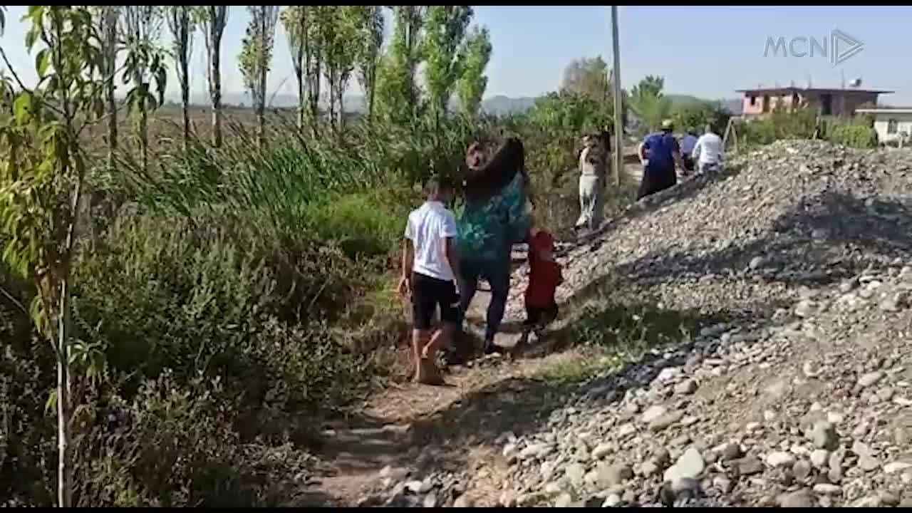 Kurbin, banorët në protestë për rrugën (VIDEO) 