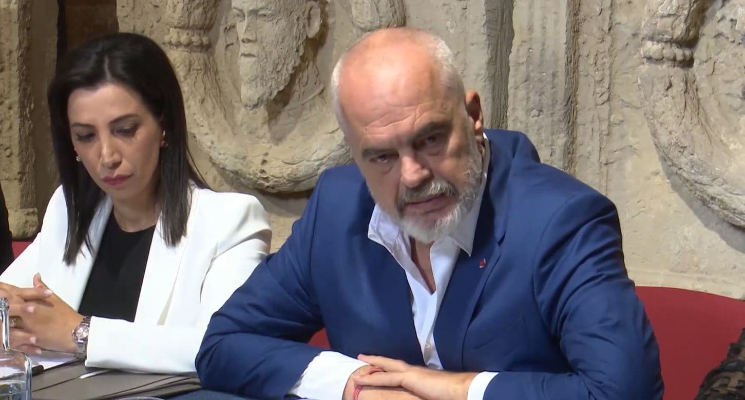  Rama në Itali: Studentët s’do të largohen më nga Shqipëria 