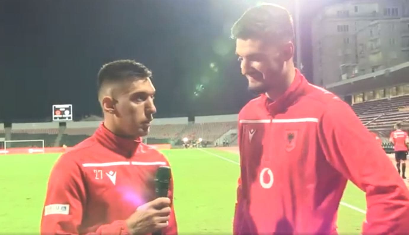 Klimë pozitive te Kombëtarja, Uzuni dhe Broja shfaqen duke intervistuar njëri-tjetrin (VIDEO)