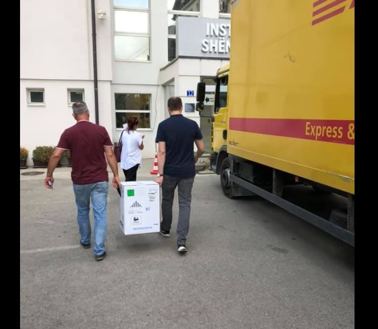 Kosova pranon mbi gjysmë milioni vaksina të Pfizer