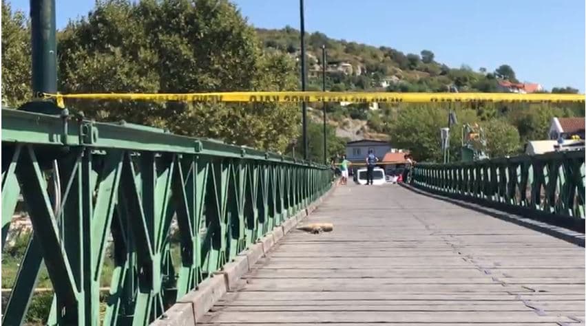 Video/ Gjenden dy predha të vjetra në lumin Bunë