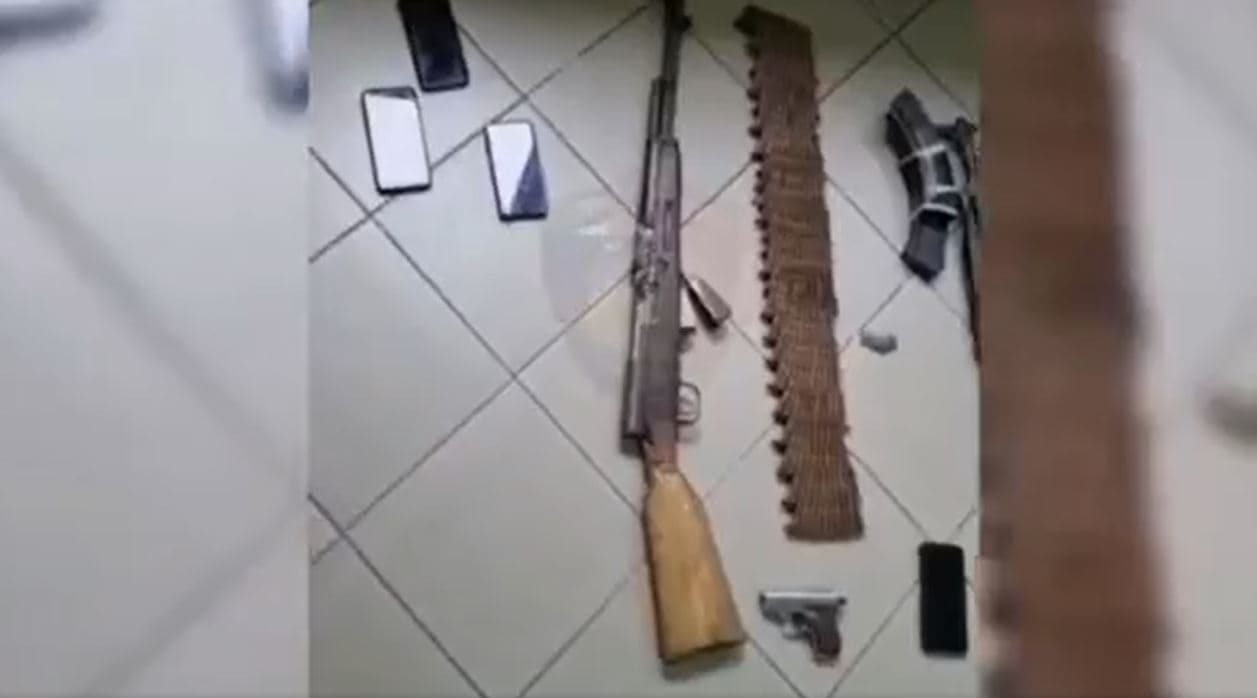 Emrat/ Kultivim kanabisi dhe armëmbajtje pa leje, 7 të arrestuar në Tiranë