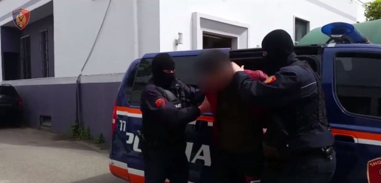 Arrestohen dy vëllezër në Memaliaj, akuzohen për kultivim të bimëve narkotike