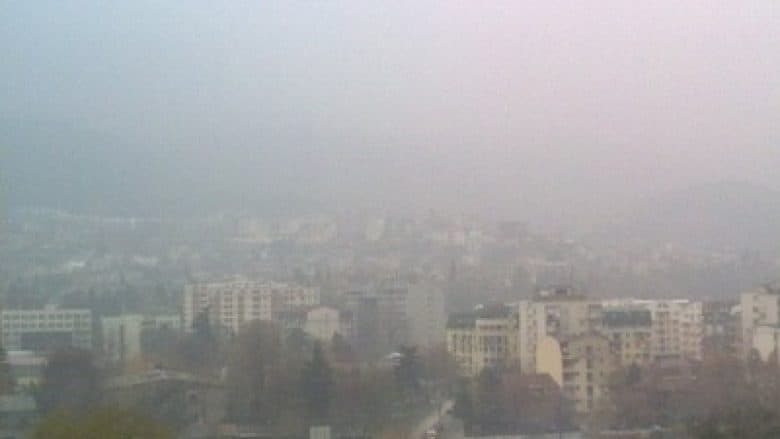 Ndotja e ajrit ka efekte më shkatërruese sesa pirja e duhanit dhe lufta