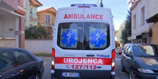 Bie nga lartësia e hotelit, humb jetën një 28-vjeçar në Tiranë