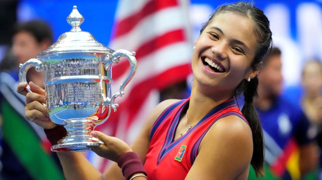  18-vjeçarja është gruaja e parë britanike që fiton titullin “US Open” pas 44 vitesh