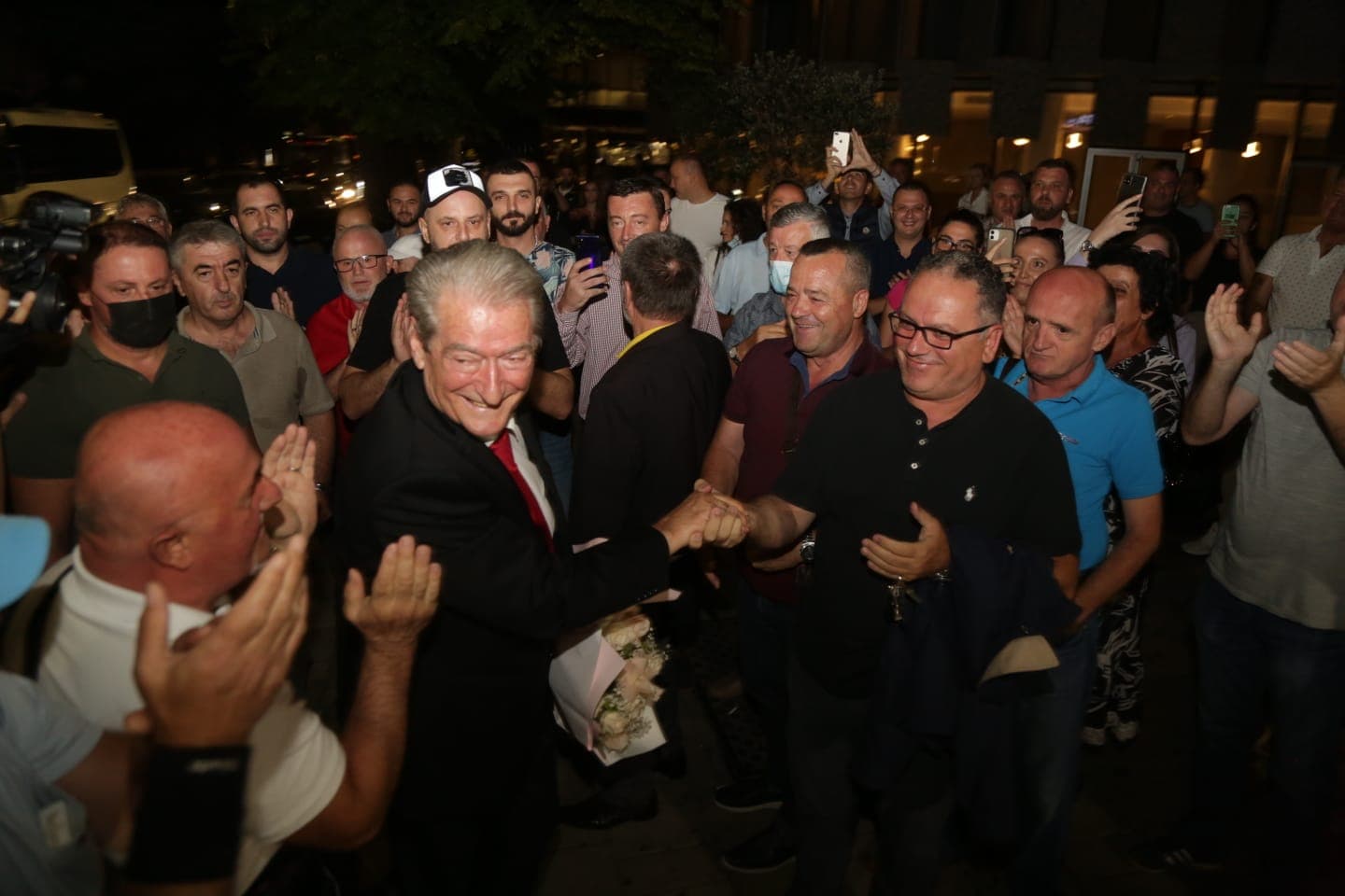 Berisha kujton Azem Hajdarin: PD është sot në gjendjen më kritike