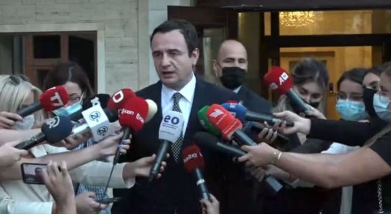 Kurti kërkon shtyrjen e zgjedhjeve lokale në Kosovë: Nuk janë sikur ato qendrore