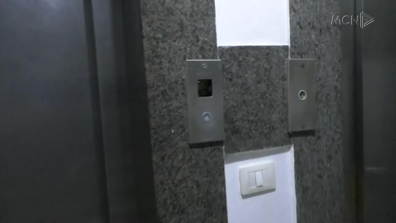Bllokimi në ashensorë, përdoruesit të painformuar (VIDEO)