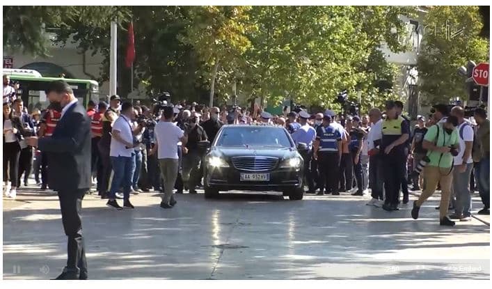 Berisha nis takimet me bazën, Bozdo: Të publikojë provat e bashkëpunimit Basha-Rama