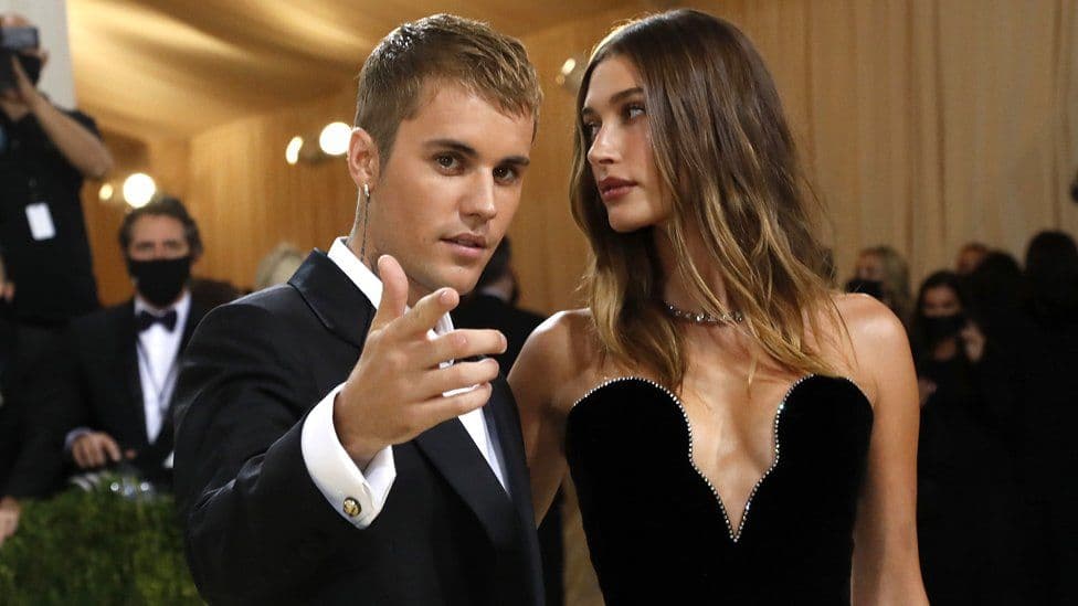 Veshjet më tërheqëse në Met Gala