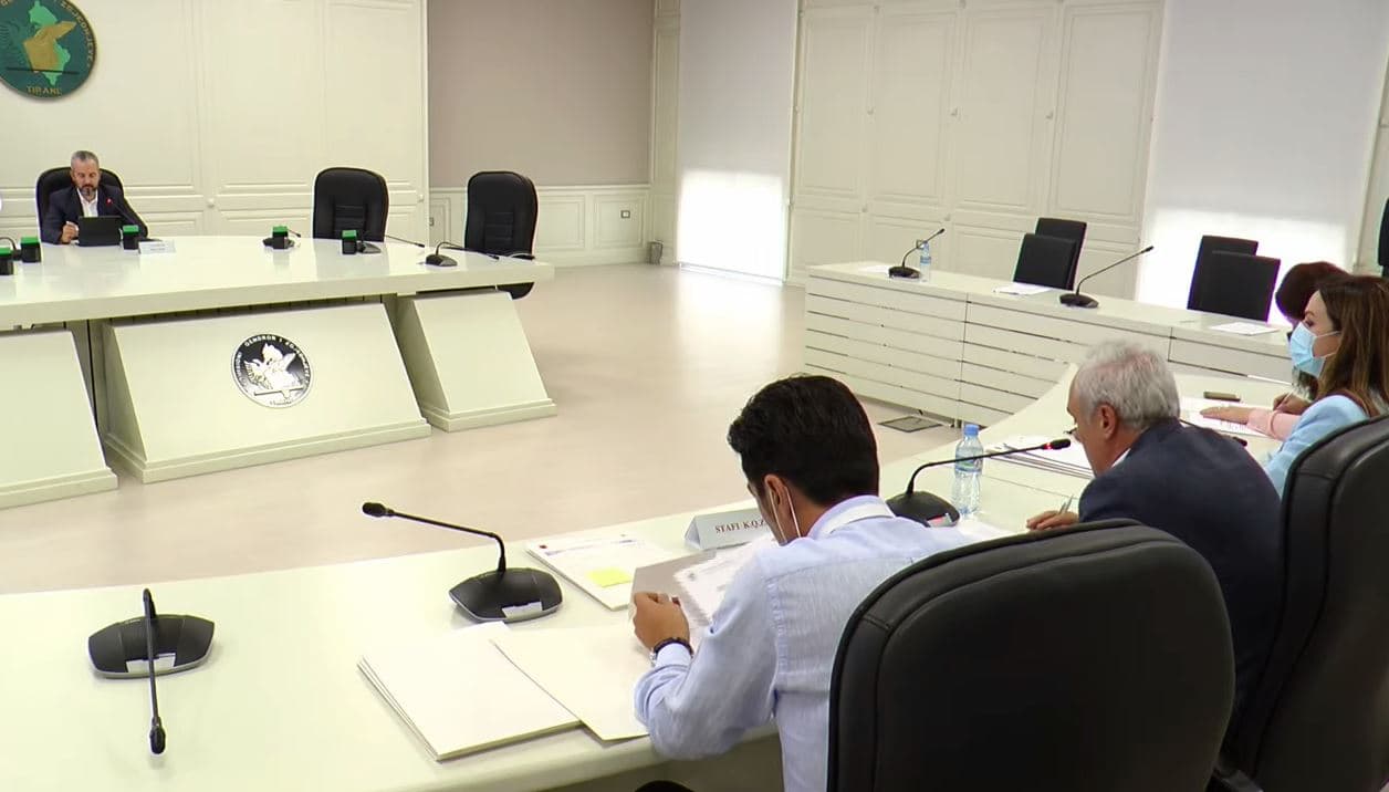   KQZ plotëson vakancat e shtatë këshillave bashkiakë