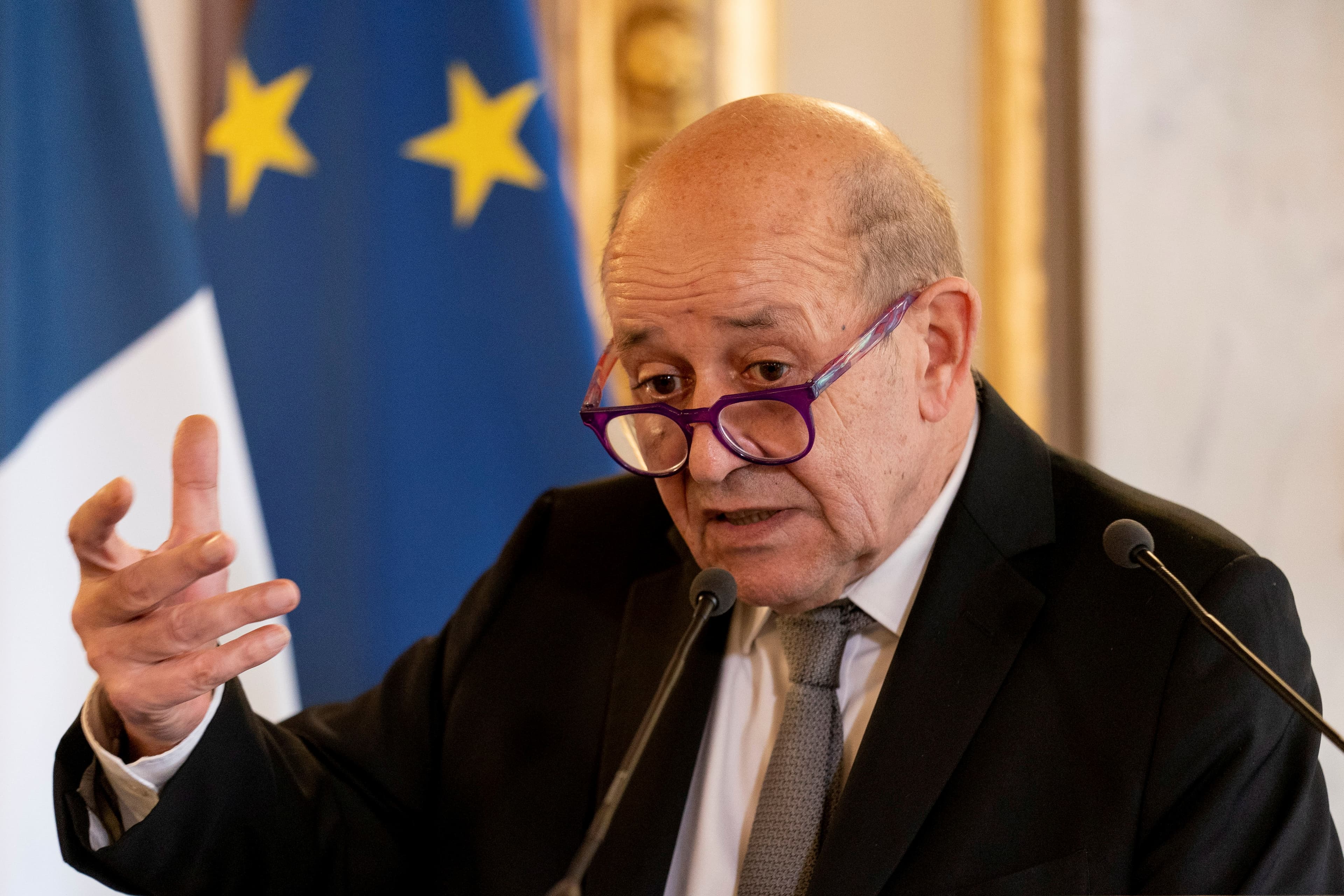 Ministri francez dënon "gënjeshtrat" e SHBA dhe Australisë mbi paktin e sigurisë