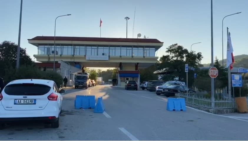 Me doza kokaine në makinë, arrestohet në Kakavijë i riu italian