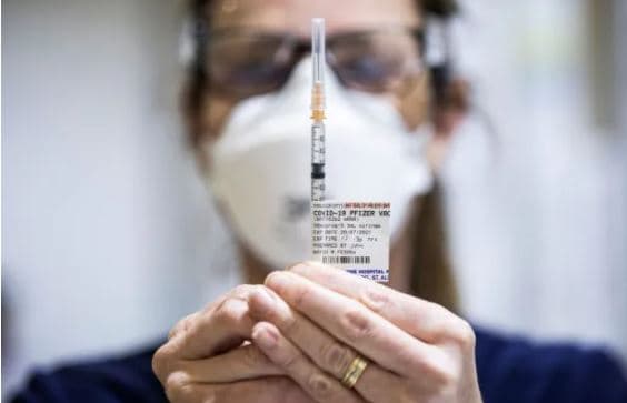 Vaksinat kundër Covid nuk kanë efekte anësore afatgjata