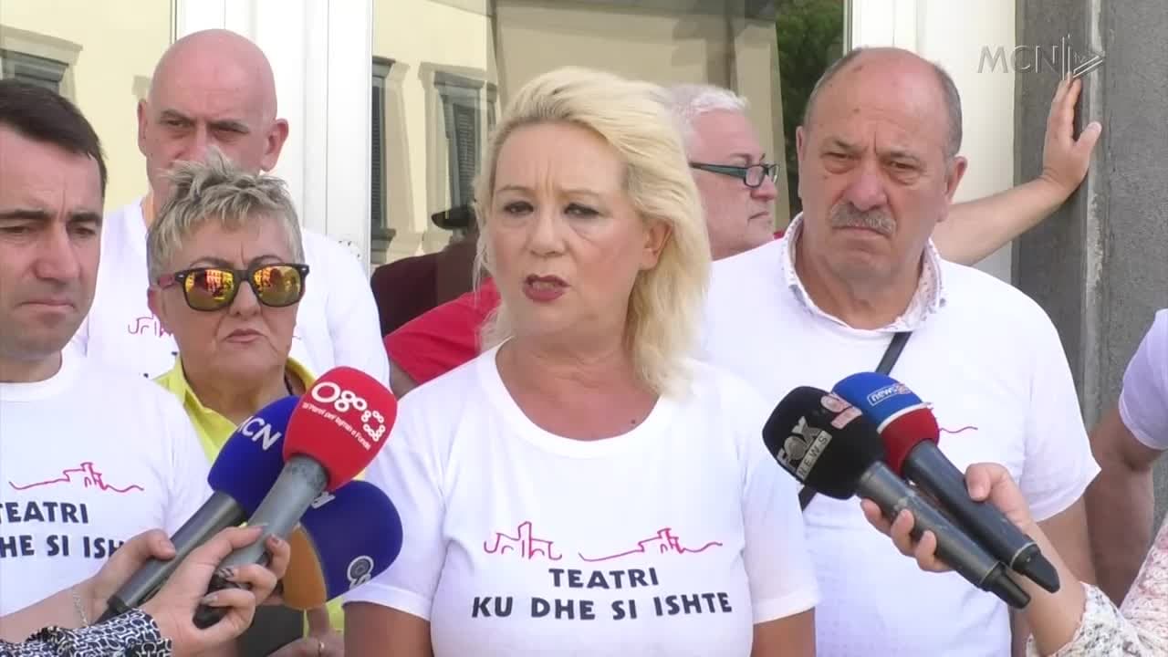 Aleanca kërkesë KLSH për Teatrin (VIDEO)