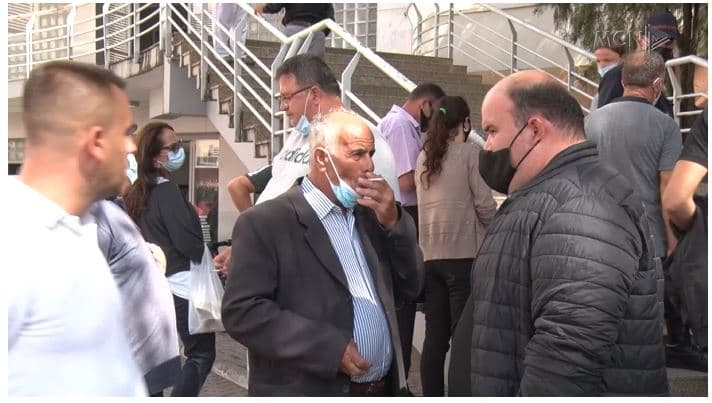 Shqiptarët, pa mundësi ekzaminimi (VIDEO)