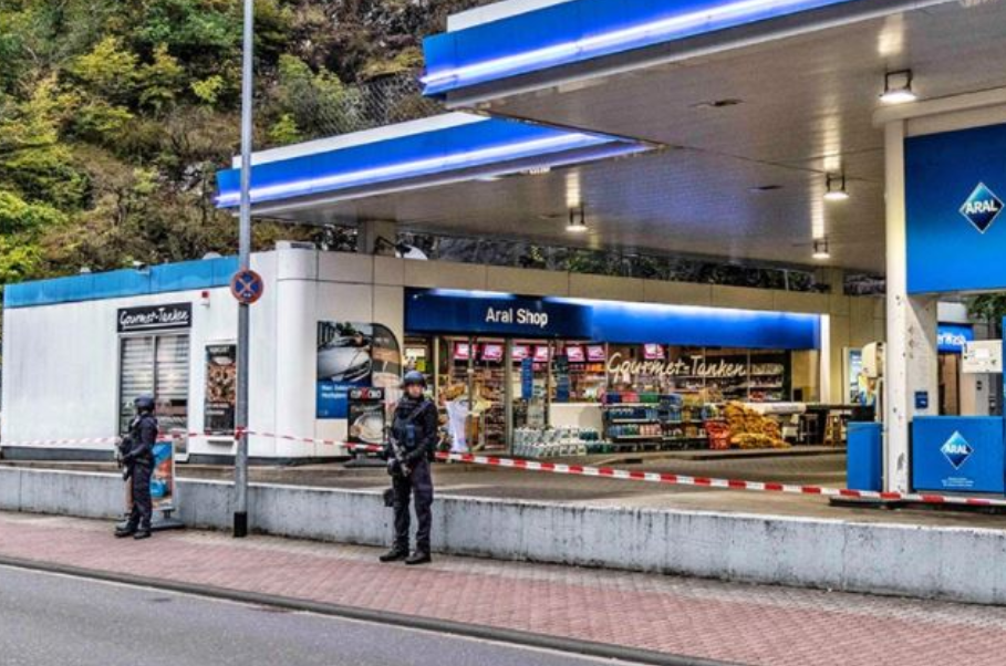 Gjermani/ Klienti vrau punonjësin pasi i kërkoi të vinte maskën, qytetarët protestojnë