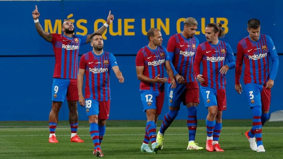 Tre largimet që po përgatit Barcelona
