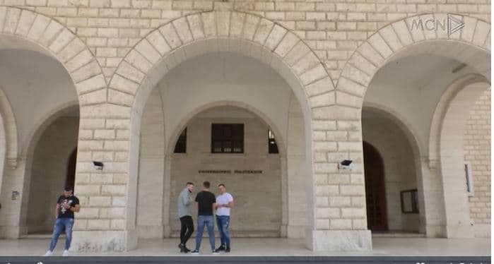   Studentët kundër vendimit të Manastirliut: Vaksinimi, jo me detyrim  (VIDEO)