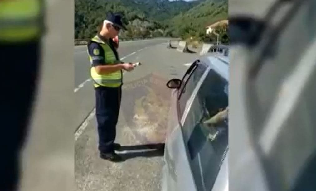 Video/ Ndëshkohen 2260 shoferë, 26 në pranga dhe 107 patenta të hequra