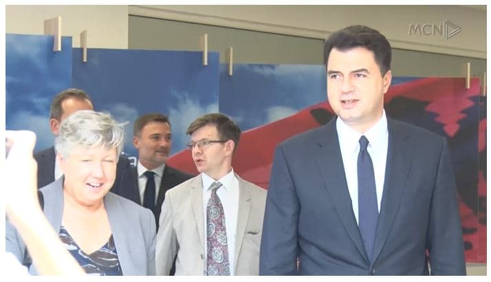 Basha, takim me shefen e misionit të ODIHR: Do të nisim punën për reformën zgjedhore (VIDEO)