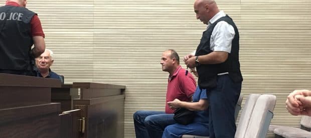 Vrau 13 civilë gjatë luftës/ Gjykata në Prishtinë e dënon me 20 vjet burg Goran Stanishiç