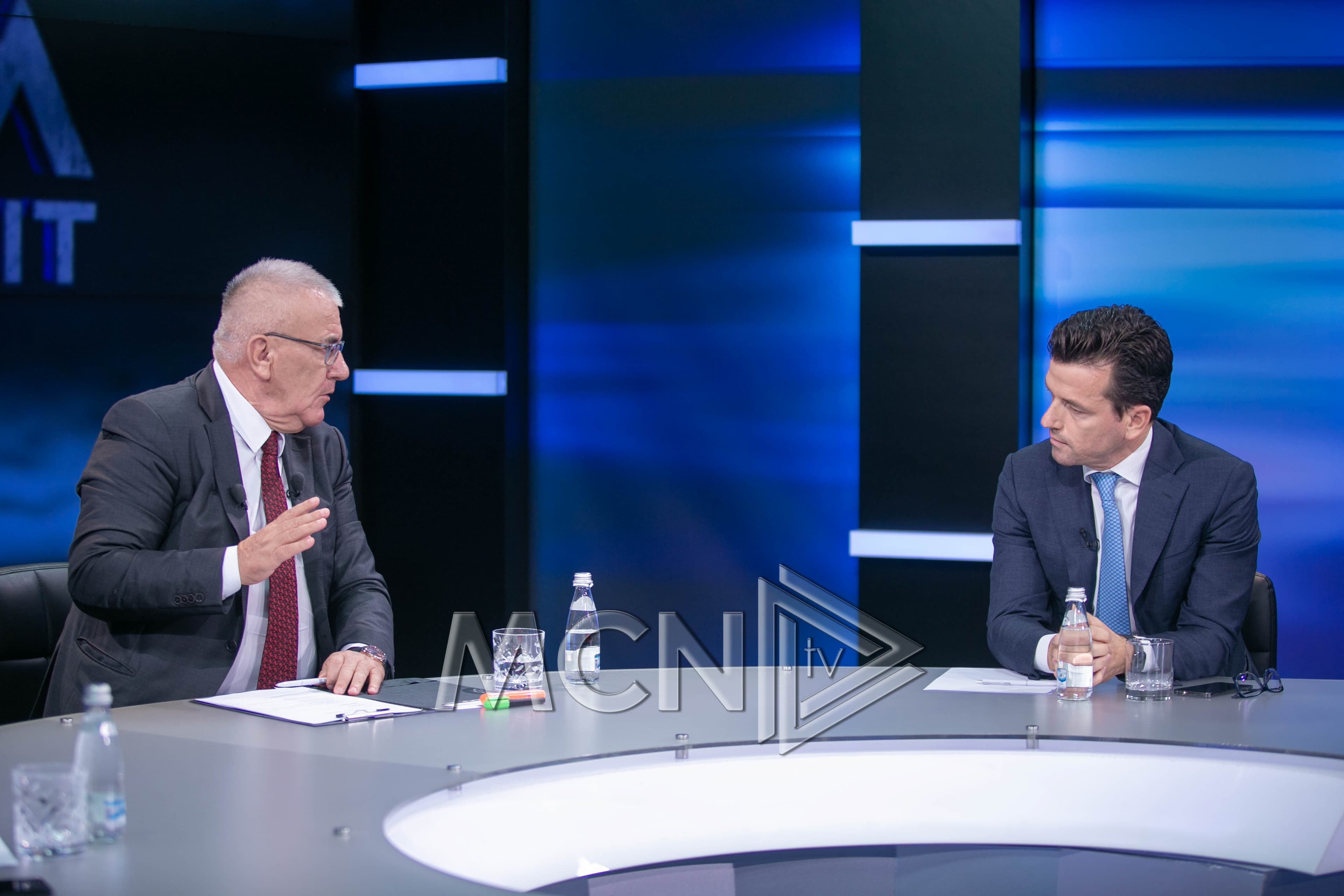 Si mund të zgjidhet kriza në PD sipas Agron Shehaj