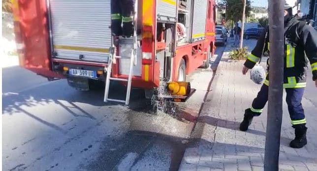 Bombola e gazit përfshihet nga flakët, rrezikohet  jeta e një familje në Vlorë
