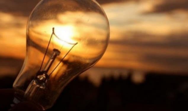 Mbledhja e borxhit mund të kishte shmangur krizën e energjisë