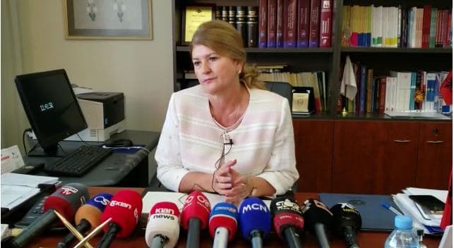 Universiteti i Shkodrës hap tri qendra vaksinimi, rektorja: Masa dhe për mësim online