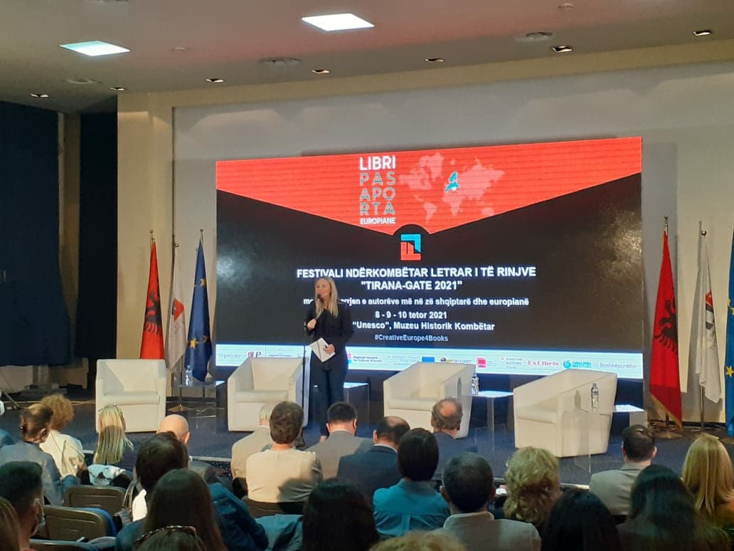 Nis në Tiranë Festivali Ndërkombëtar Letrar i të Rinjve “Tirana-Gate 2021”