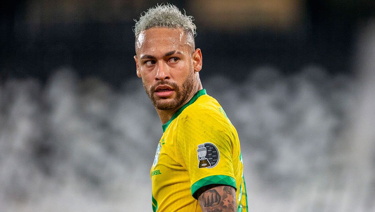Neymar habit me deklaratën: Mund të tërhiqem nga Brazili pas Botërorit