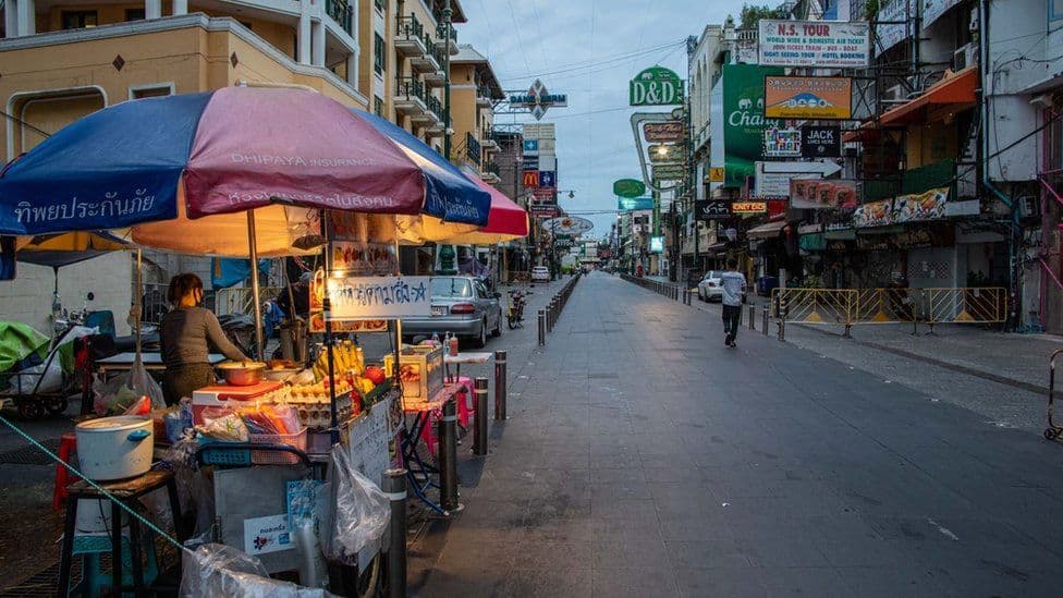 Tajlanda rihap kufijtë nga 1 nëntori për vizitorët e vaksinuar