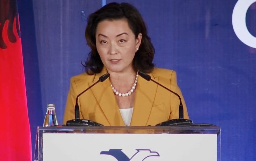 Kim: Qeveria shqiptare duhet t’i japë përparësi biznesit!