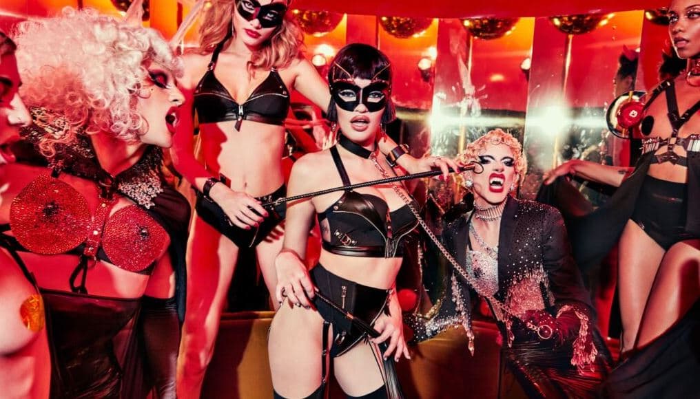 Koleksioni i ri i “Honey Birdette” është kaq “i çuditshëm” dhe seksi njëkohësisht  (FOTO)