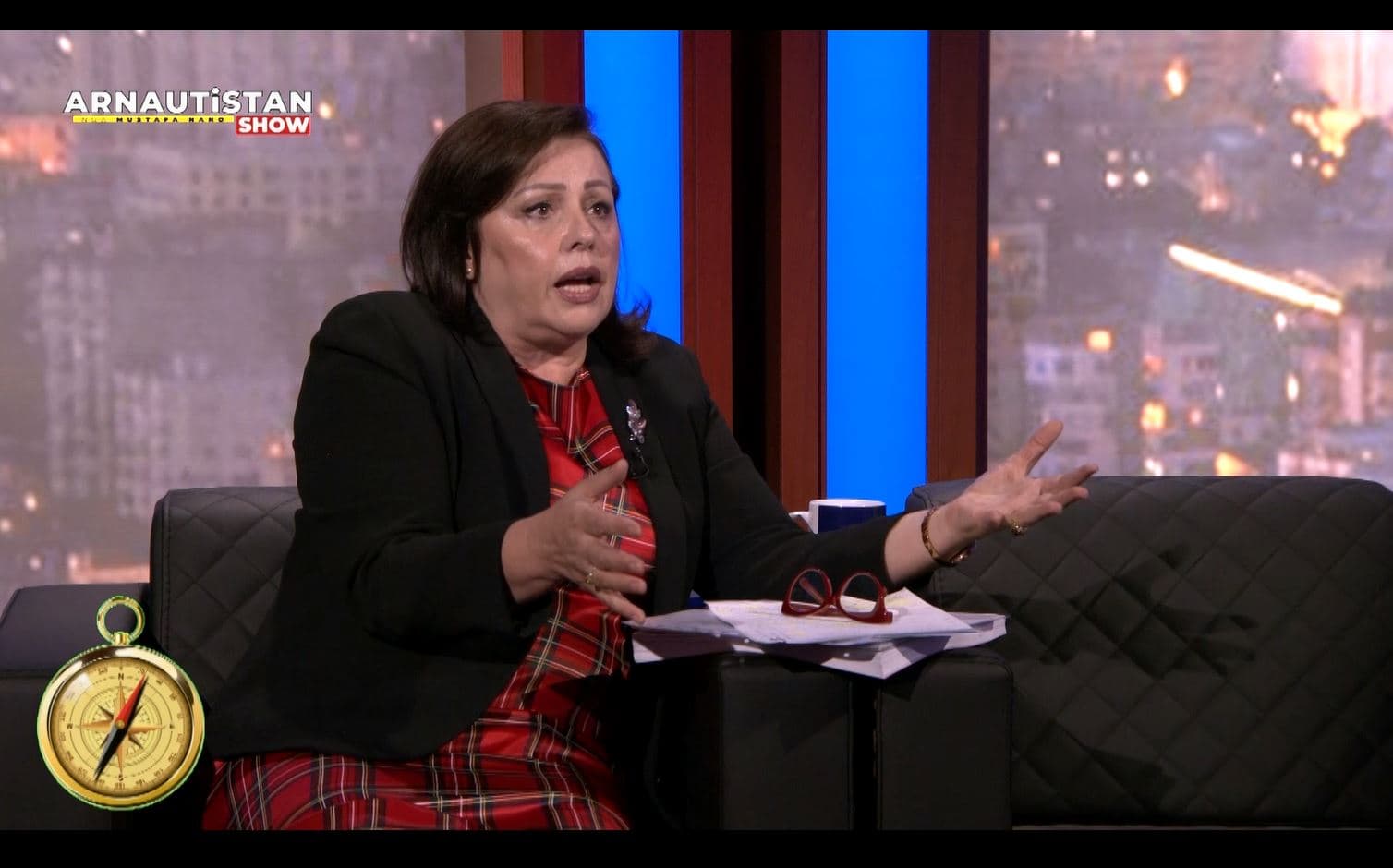  Keta: Mësuesi është kthyer në prenë më të madhe të politikës